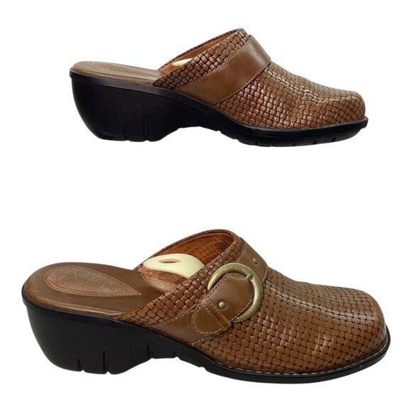 Clarks Artisan Brown Woven Leather Clogs Mules Slip-On‎ Shoes W/ Buckle Size 8 M - Picture 1 of 6